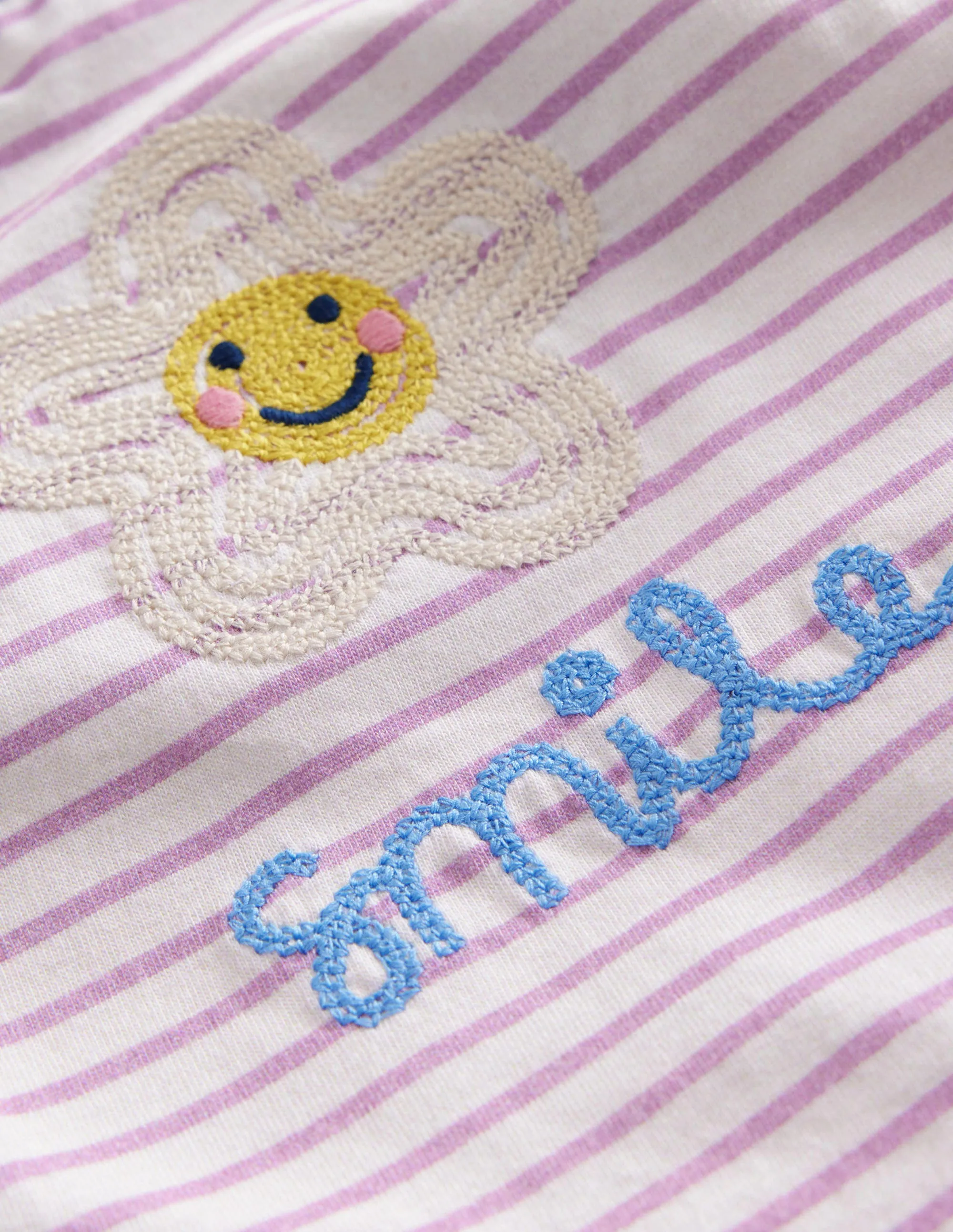 Embroidered Graphic T-shirt-Ivory/Soft Lavender Smile